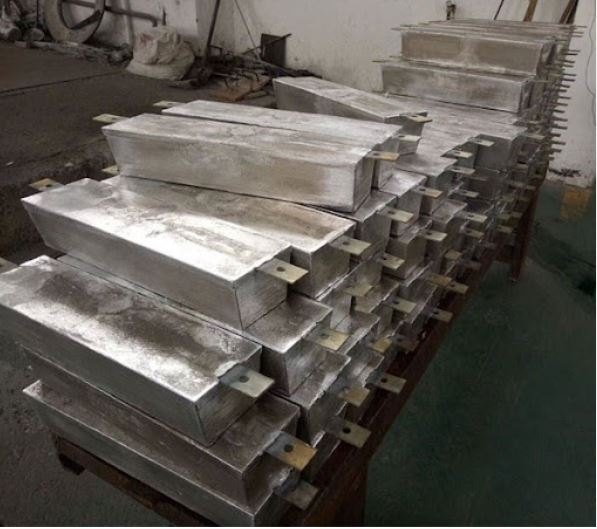 Aluminum anode