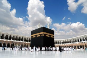 How to Explore The Holiest City of Makkah During Umrah