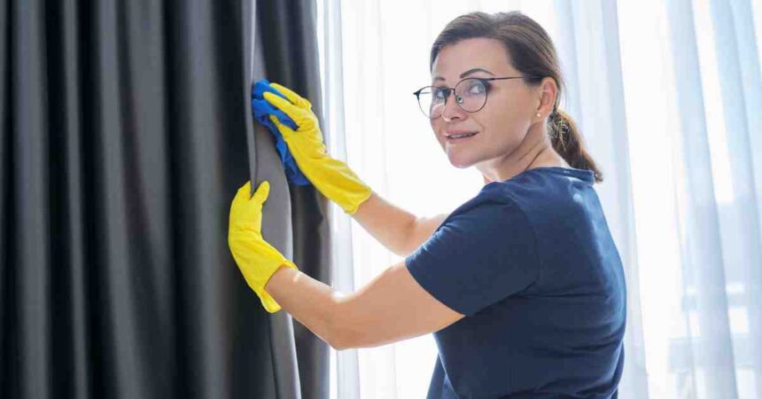 curtain cleaning in dubai