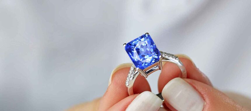 Blue Sapphire Stone