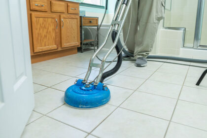 Commercial upholstery Cleaner