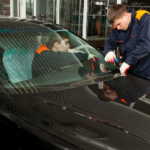 Your Complete Checklist for Choosing the Best Mobile Glass Windshield Repair Service