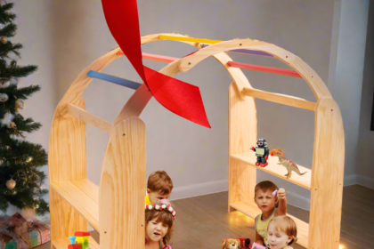 Waldorf Play Stand