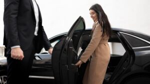 luxury airport transfer cashiers
