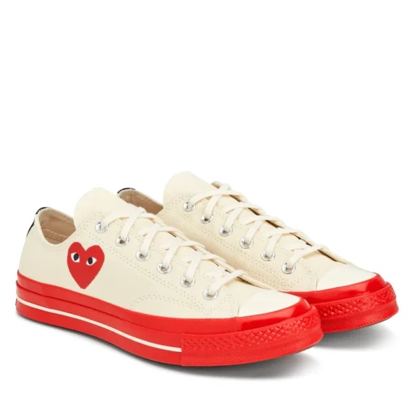 CONVERSE RED SOLE LOW TOP WHITE